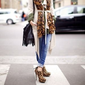 Schutz Calf Hair Leopard Heeled Bootie sz 9